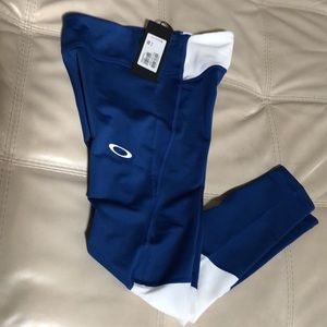NWT OAKLEY Training Tights size XS